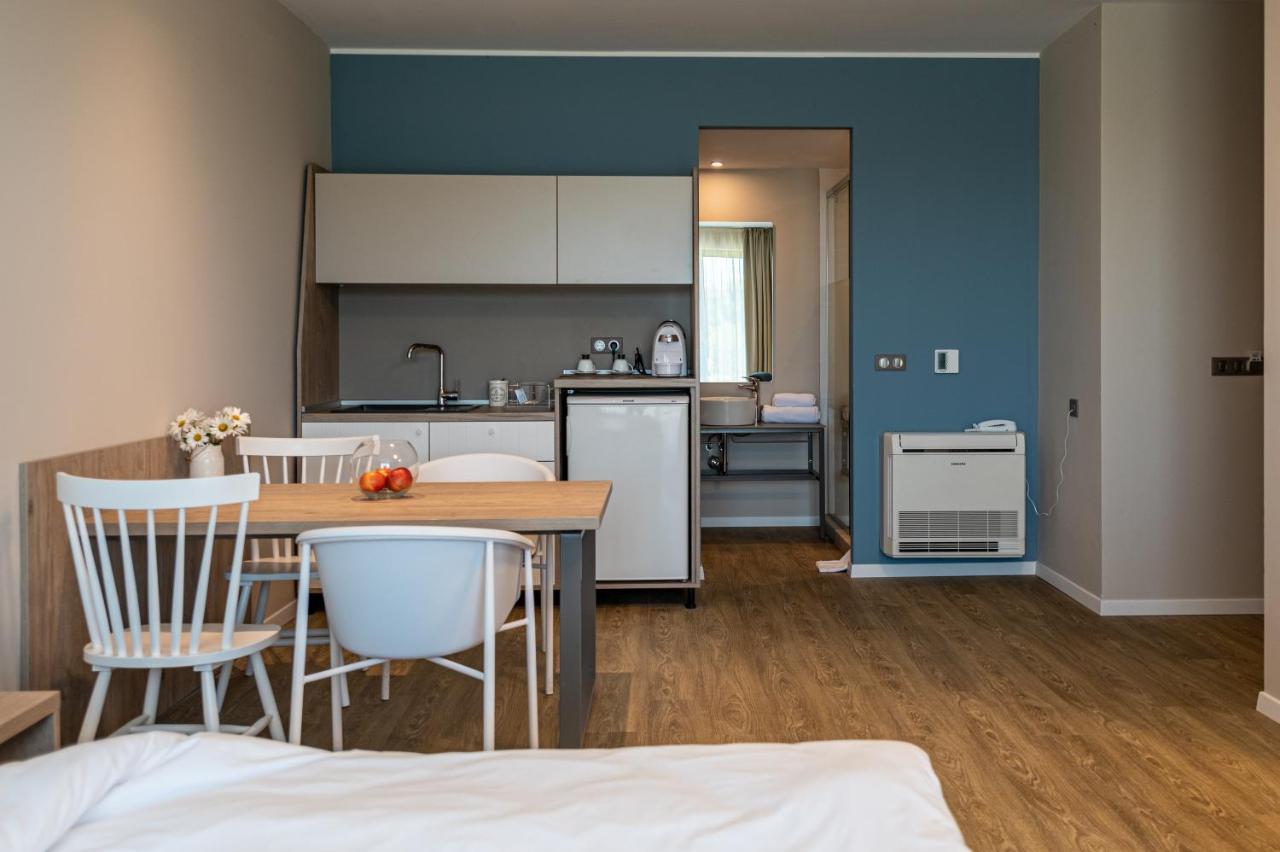 Romance Hotel And Family Suites Saints Constantine and Helena Exteriér fotografie