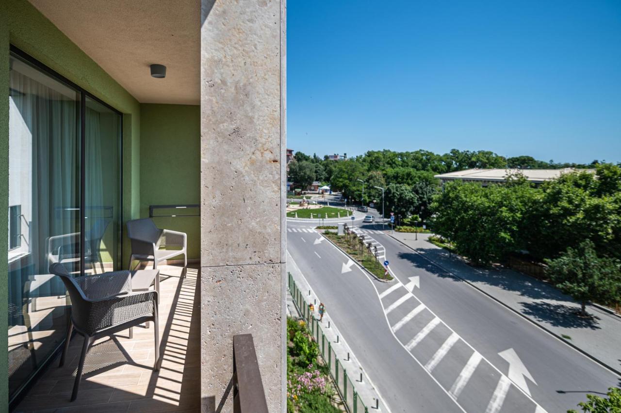Romance Hotel And Family Suites Saints Constantine and Helena Exteriér fotografie