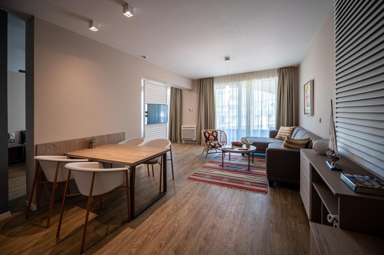 Romance Hotel And Family Suites Saints Constantine and Helena Exteriér fotografie