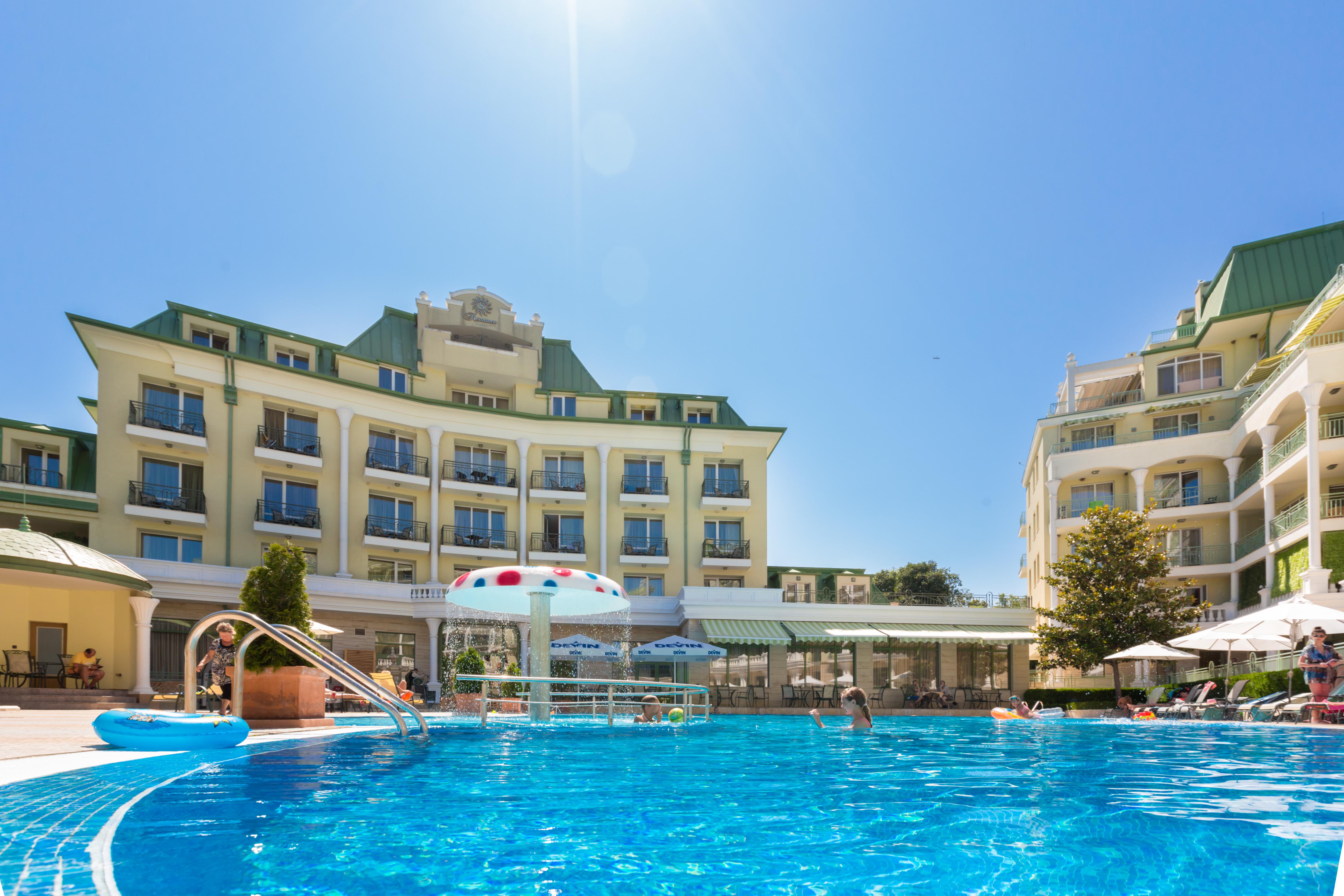 Romance Hotel And Family Suites Saints Constantine and Helena Exteriér fotografie